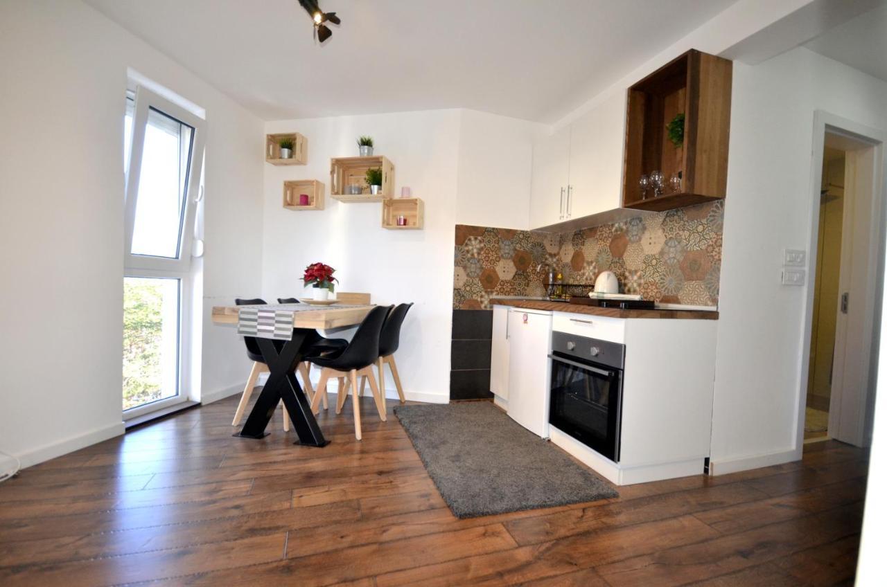 C L E A N&C O Z Y Apartmani Divčibare Extérieur photo