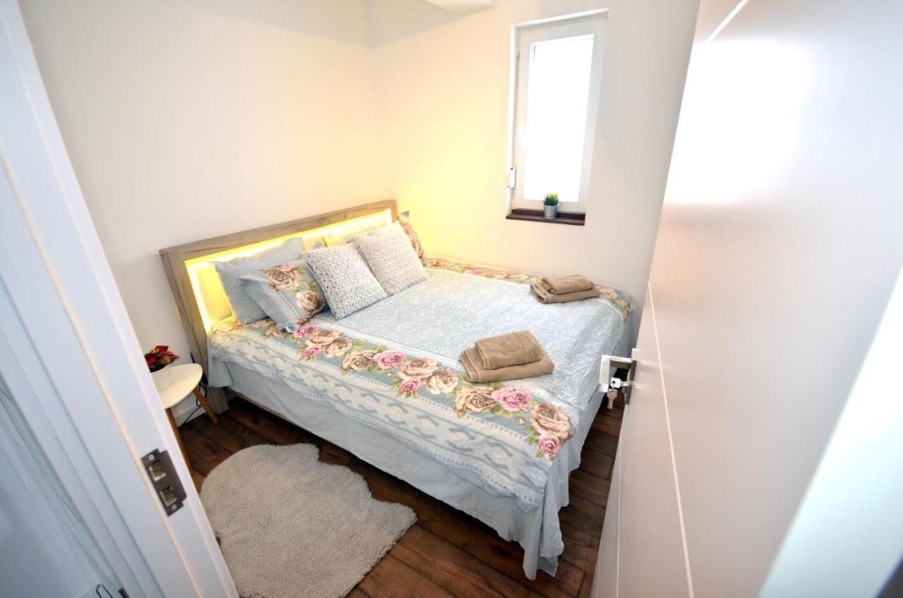 C L E A N&C O Z Y Apartmani Divčibare Extérieur photo