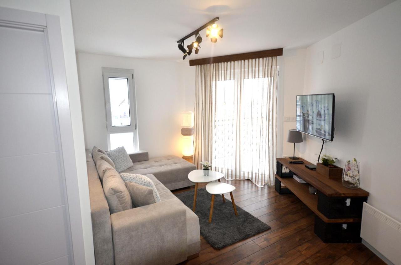 C L E A N&C O Z Y Apartmani Divčibare Extérieur photo